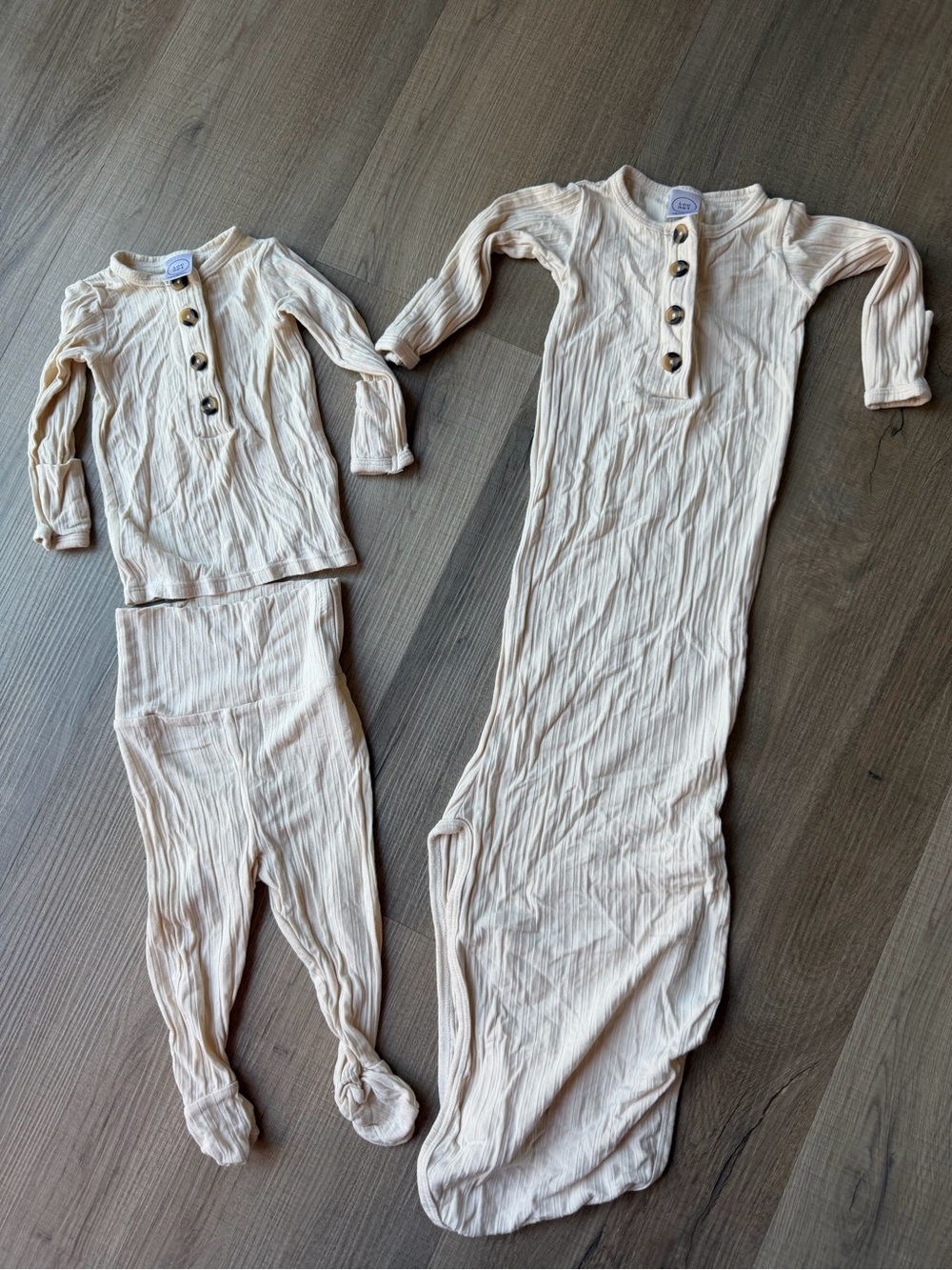 Lou Lou Matching Neutral Ribbed Baby Gown & Footed Pajama Set - Cream